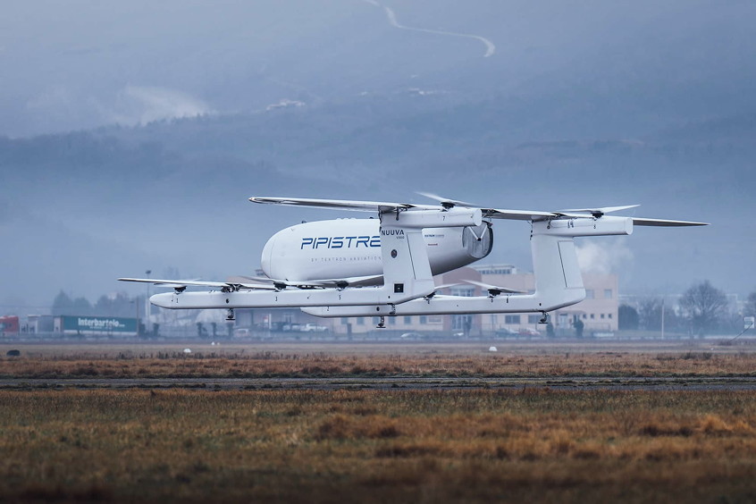 The Nuuva V300’s hybrid-electric VTOL system enables runway-independent cargo transport.