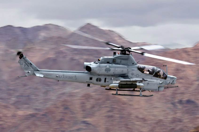 5724 Bell AH-1Z Viper